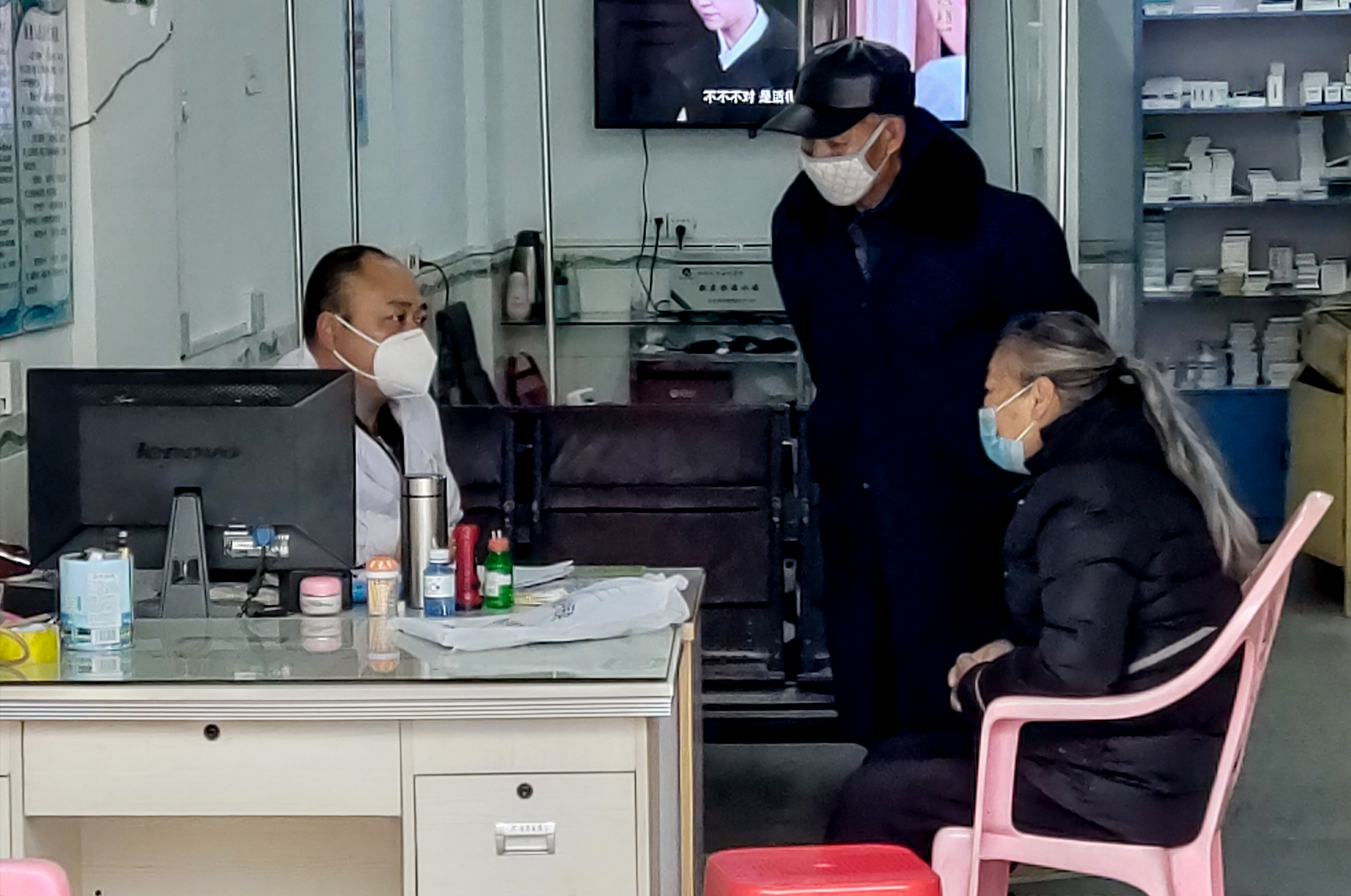 防控咨询服务   温礼明拍于石城白莲城西外村卫生室  13879771578.jpg