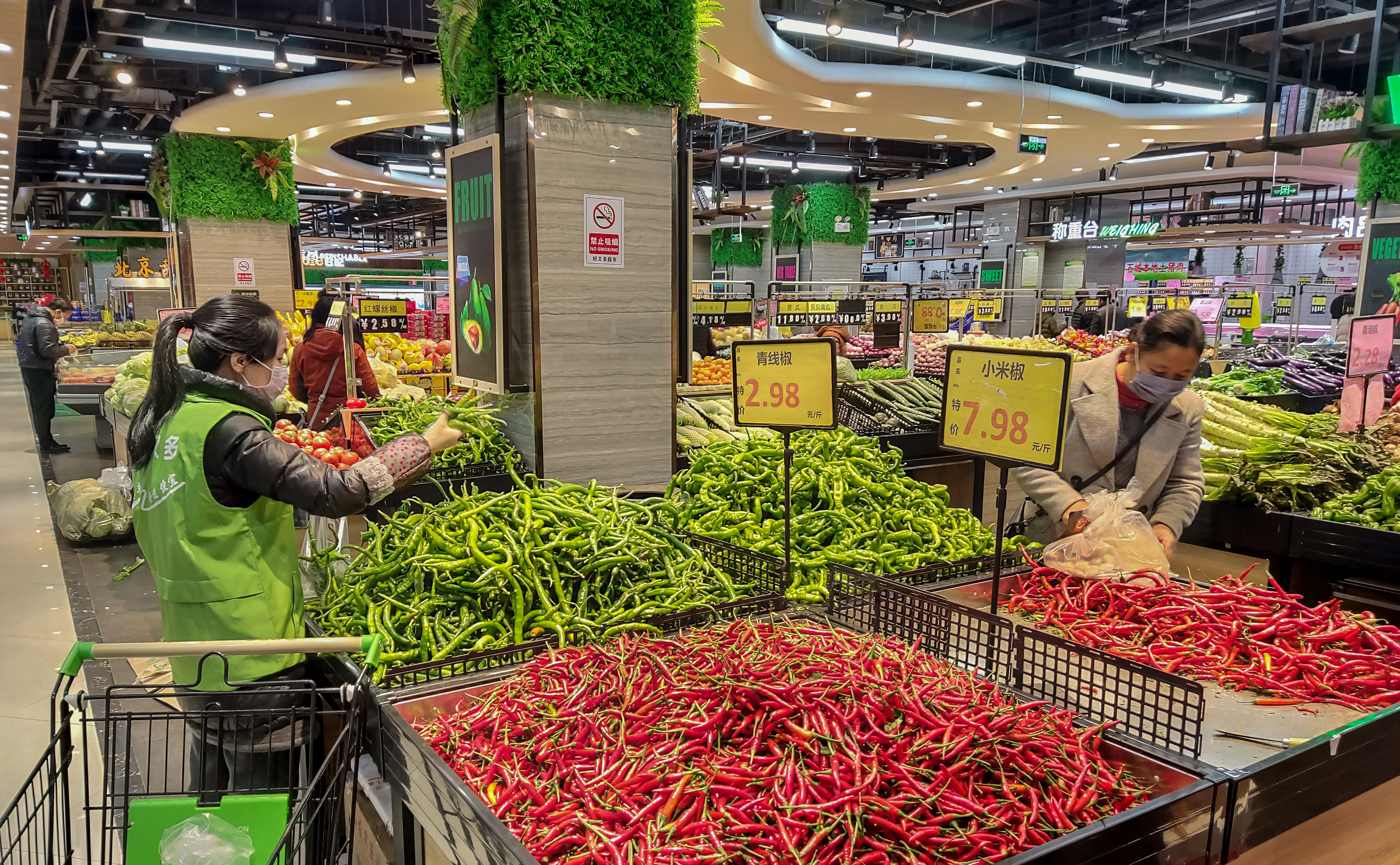 疏菜供应充足    温礼明拍于石城好又多超市  13879771578.jpg